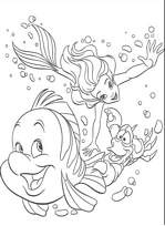 coloriage Arielle la petite sirene joue avec ses amis